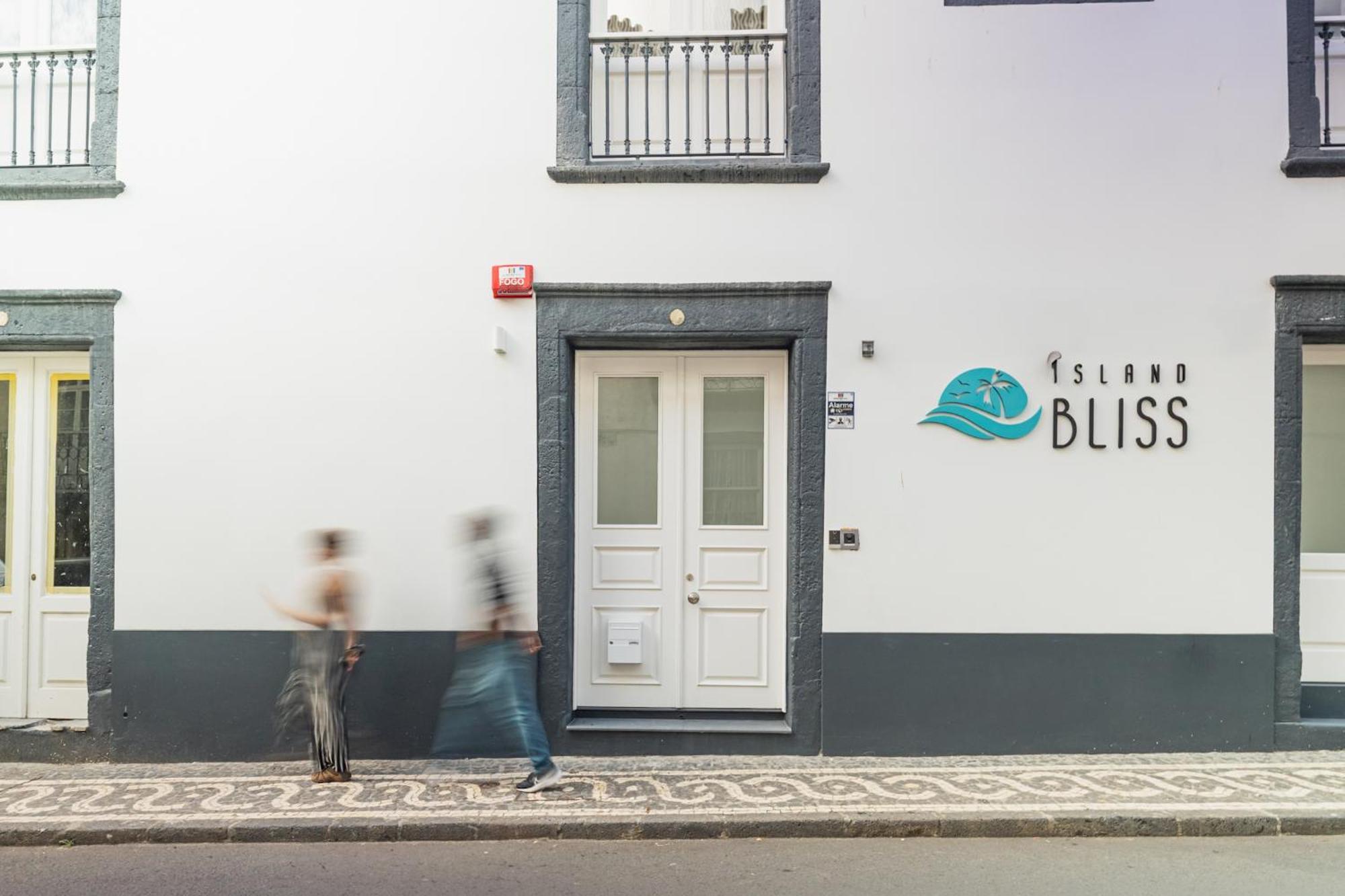 Island Bliss Hostel Ponta Delgada  Exterior photo
