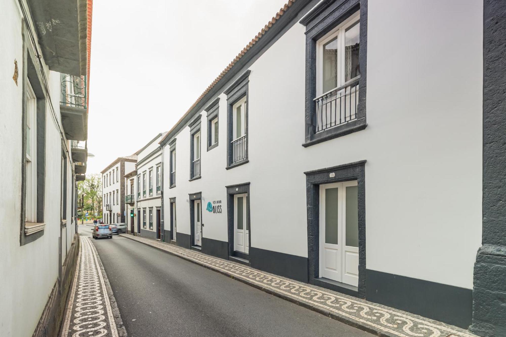 Island Bliss Hostel Ponta Delgada  Exterior photo